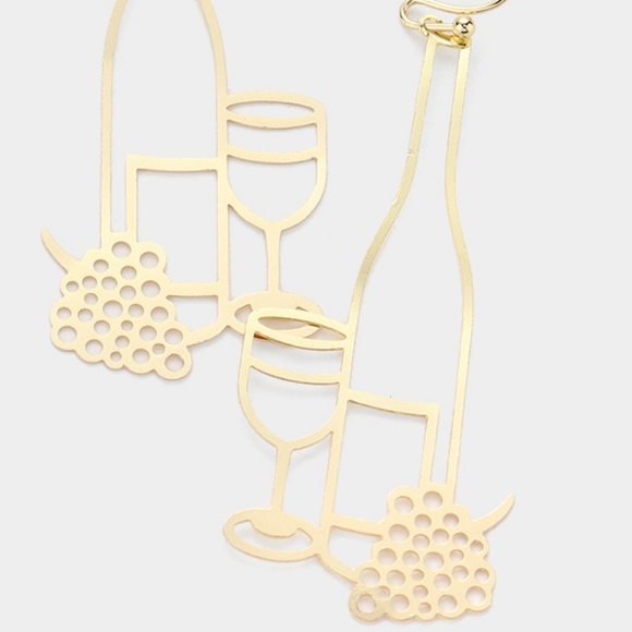 Gold Wine Bottle Grapes and Glass Cut Out Dangle Earrings Metal Fun Fashion - Picture 2 of 2